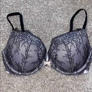 Victoria’s Secret Bra - 32 DD